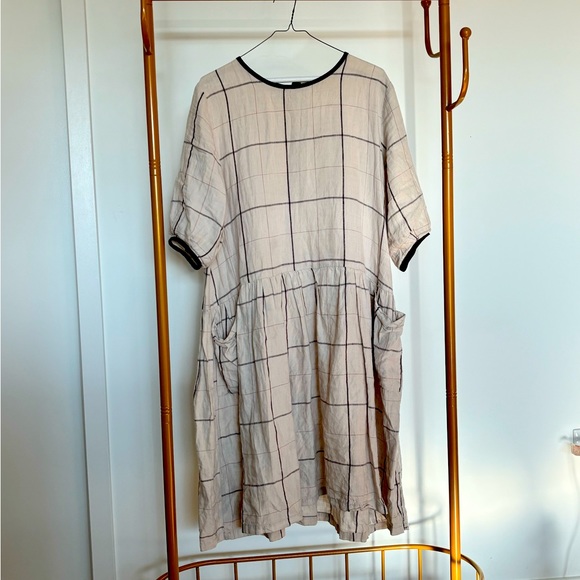 Dresses & Skirts - Summer linen dress